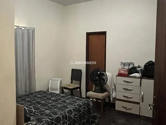Casa 3 quartos e 1 banheiro, à venda, no bairro Parque Guarus em Campos dos Goytacazes