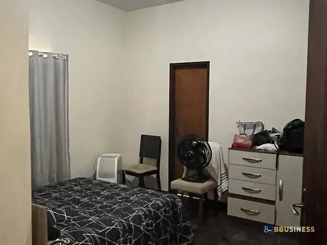 Casa 3 quartos e 1 banheiro, à venda, no bairro Parque Guarus em Campos dos Goytacazes