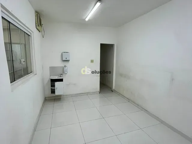 Casa para alugar, no bairro Santa Cecília em São Paulo