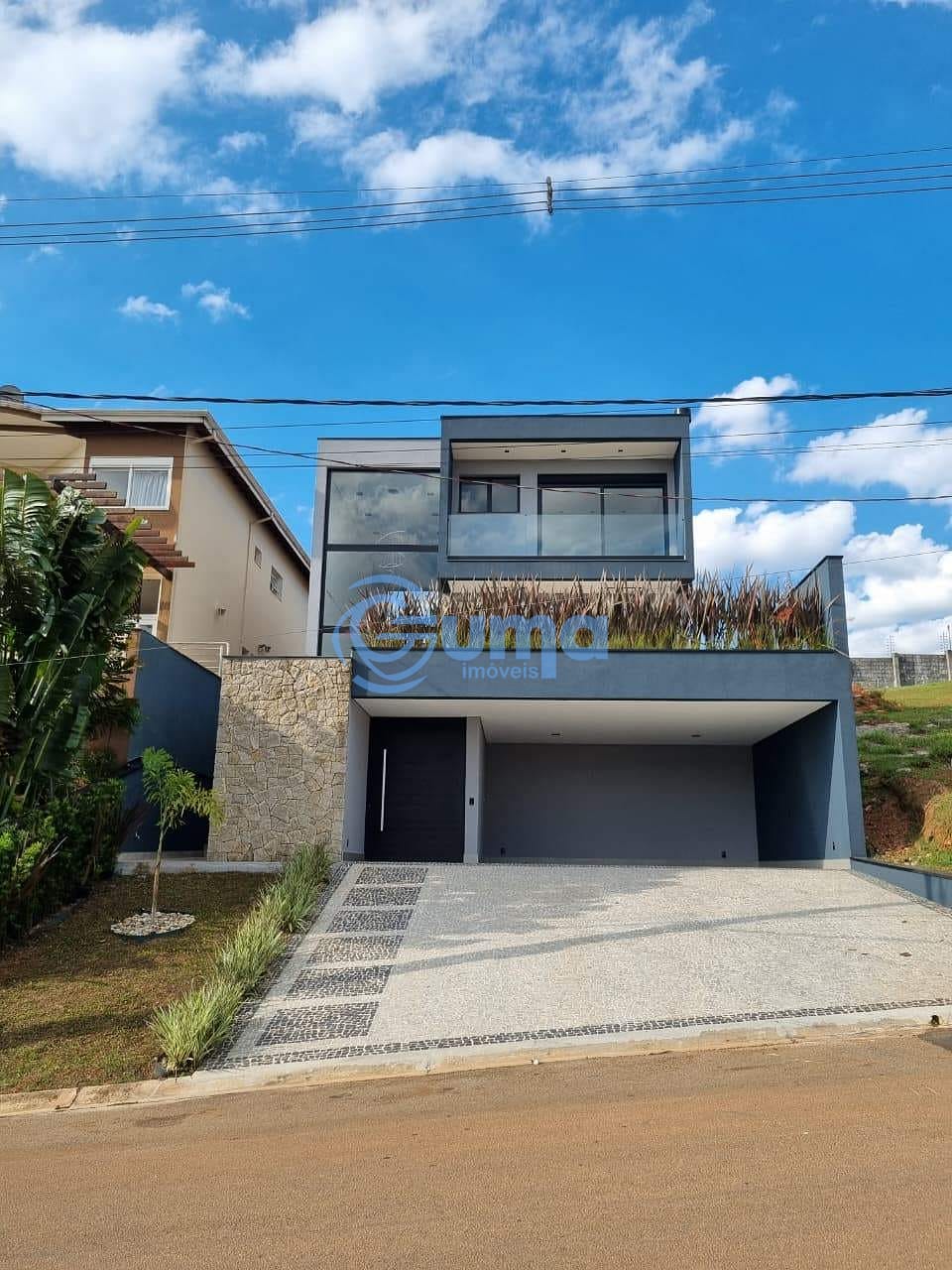 Casa, 3 quartos, 234 m² - Foto 1