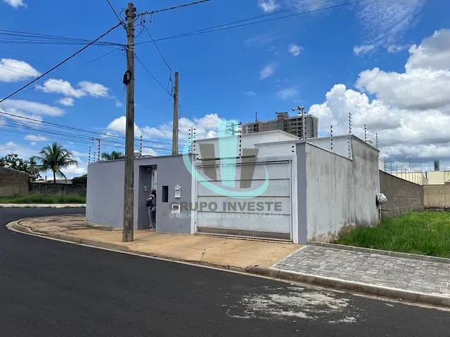 Casa com 472m² 2 quartos e 4 banheiros, à venda, no bairro CIDADE JARDIM em ARARAQUARA