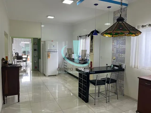 Casa com 472m² 2 quartos e 4 banheiros, à venda, no bairro CIDADE JARDIM em ARARAQUARA
