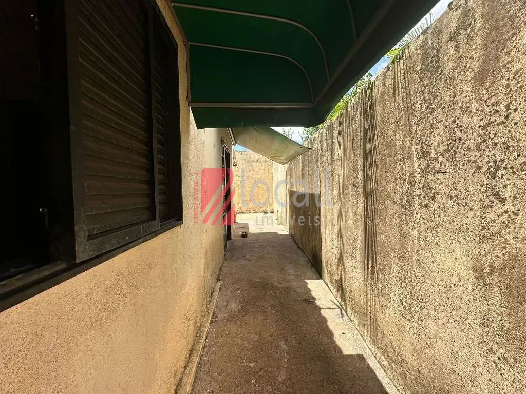 Casa com 4 quartos à venda, 290m² — foto 24 de 28