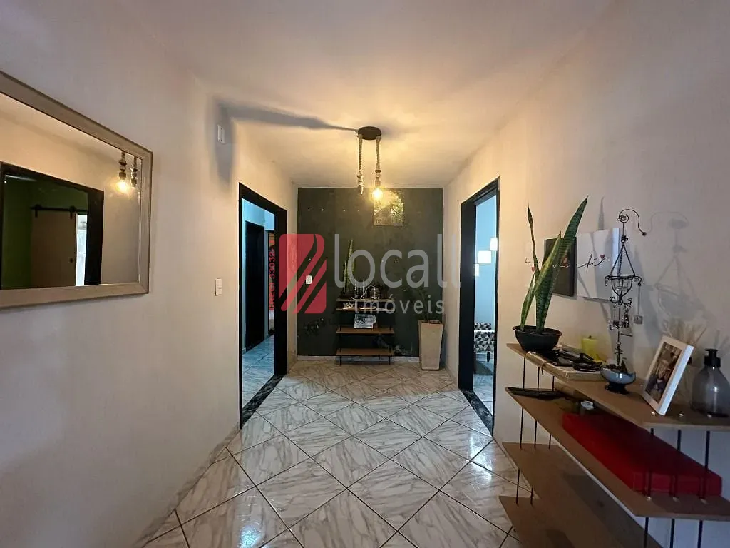 Casa com 4 quartos à venda, 290m² — foto 18 de 28