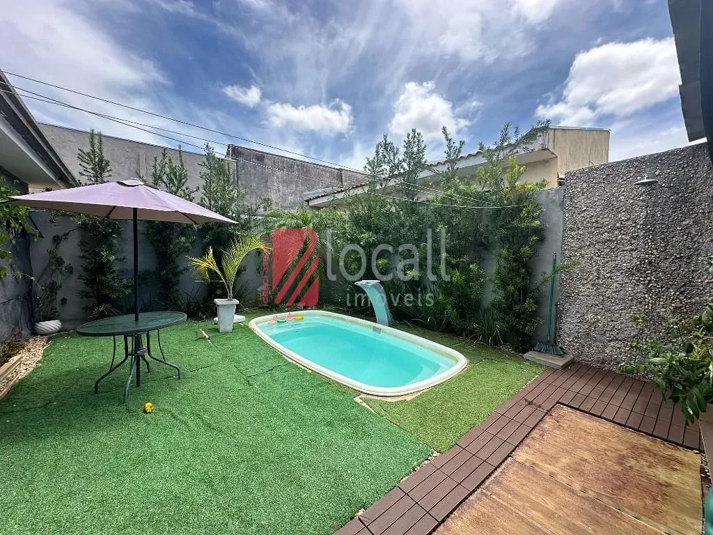Casa com 4 quartos à venda, 290m² — foto 3 de 28