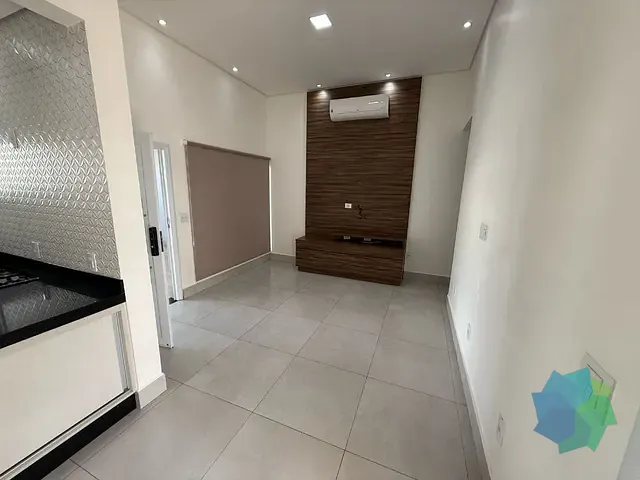 Casa com 175m² 3 quartos e 2 banheiros, à venda, no bairro Loteamento Terras de São Pedro e São Paulo em Salto