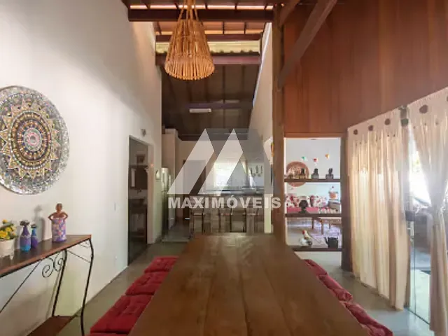 Casa com 578m² 3 quartos e 2 banheiros, à venda, no bairro Corais do Arraial em Porto Seguro