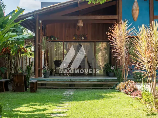 Casa com 578m² 3 quartos e 2 banheiros, à venda, no bairro Corais do Arraial em Porto Seguro