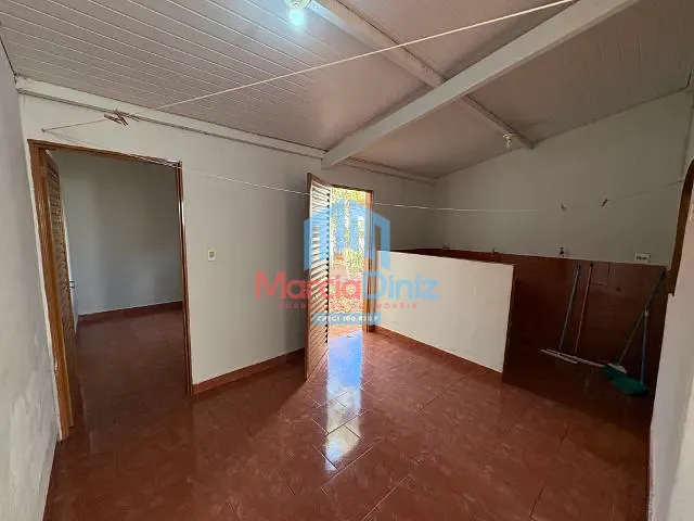 Casa com 250m² 3 quartos e 1 banheiro, à venda, no bairro Vila Galize em Ituverava