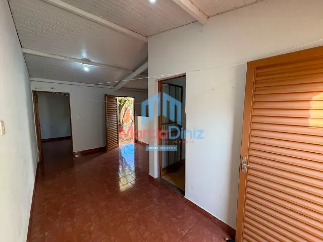 Casa com 250m² 3 quartos e 1 banheiro, à venda, no bairro Vila Galize em Ituverava