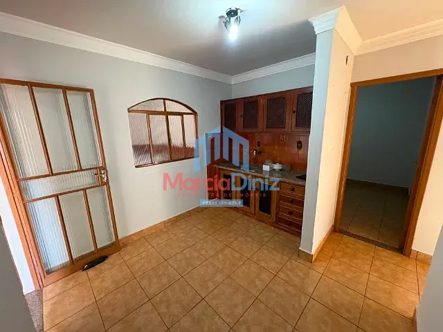 Casa com 250m² 3 quartos e 1 banheiro, à venda, no bairro Vila Galize em Ituverava