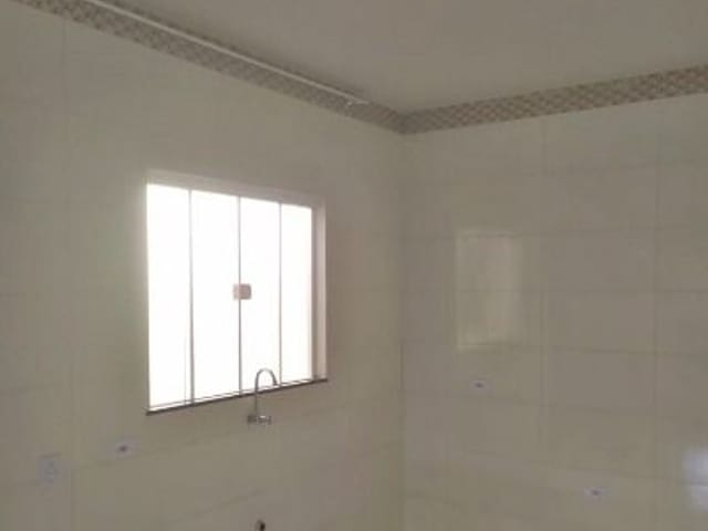Casa com 125m² 2 quartos e 1 banheiro, para alugar, no bairro Jardim Santa Clara em Cambé