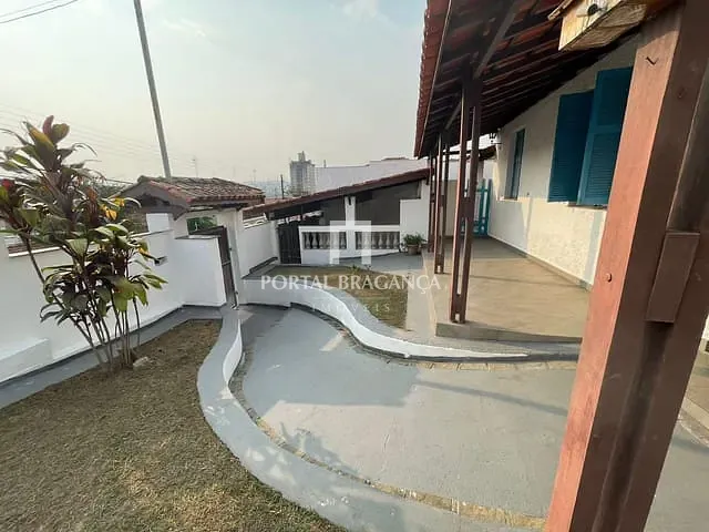 Casa com 295m² 3 quartos e 3 banheiros, à venda, no bairro Centro em Bragança Paulista