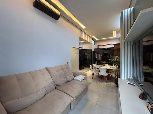 Casa com 529m² 2 quartos e 1 banheiro, à venda, no bairro Jardim São Vicente Palloti em Londrina
