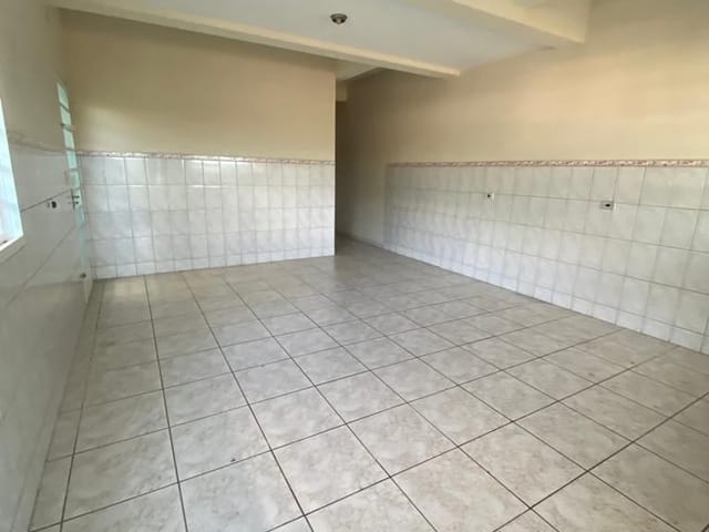 Casa 4 quartos e 2 banheiros, para alugar, no bairro Jardim Nova Extrema em Extrema