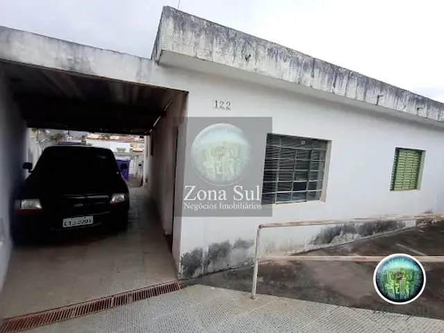 Casa com 548m² 4 quartos e 2 banheiros, à venda, no bairro Jardim Archila em Votorantim