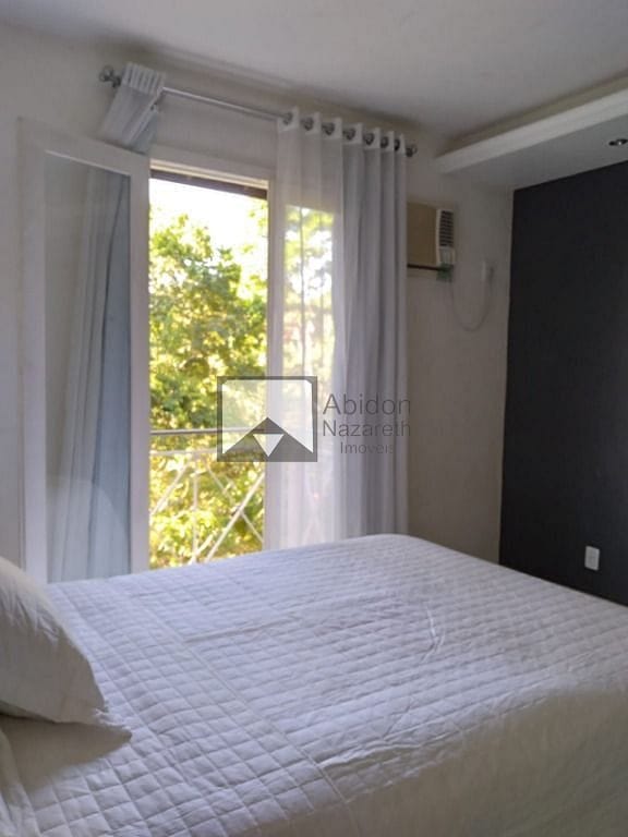 Casa à venda com 5 quartos, 230m² - Foto 17