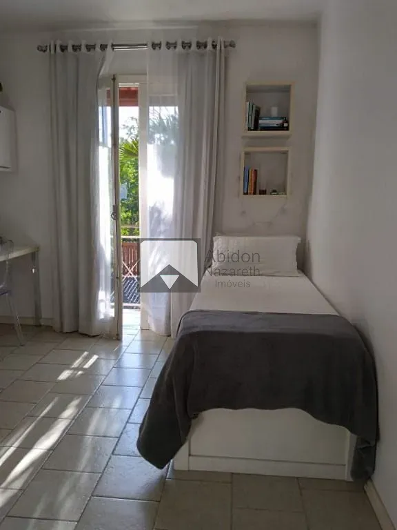 Casa, 5 quartos, 230 m² - Foto 1