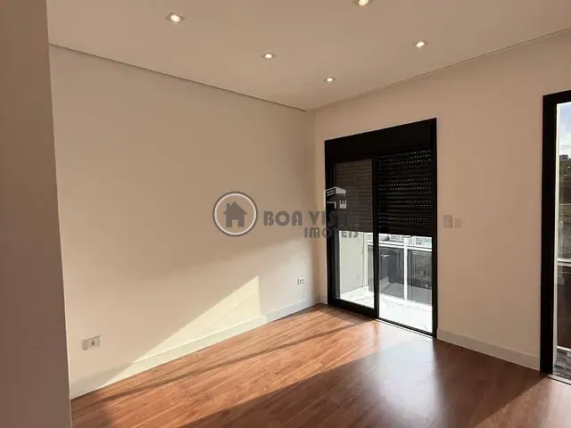 Casa 2 quartos e 1 banheiro, à venda, no bairro Jardim Camila em Mogi das Cruzes