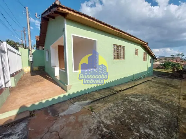 Casa com 415m² 3 quartos e 1 banheiro, à venda, no bairro Centro em Bernardino de Campos