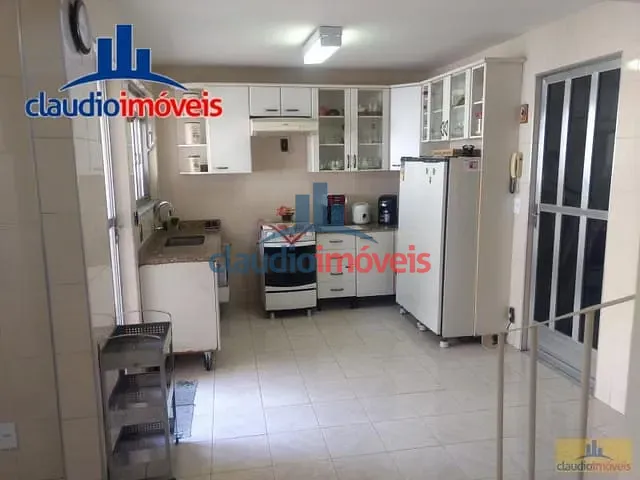 Casa 3 quartos e 2 banheiros, à venda, no bairro Volta Grande em Volta Redonda