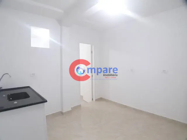 Casa com 30m² 1 quarto e 1 banheiro, para alugar, no bairro Jardim Paraíso em Guarulhos