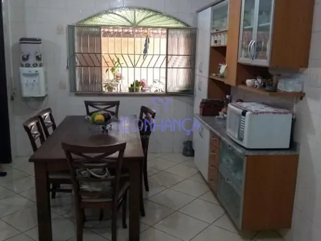 Casa com 325m² 3 quartos e 4 banheiros, à venda, no bairro Campo Grande em Rio de Janeiro