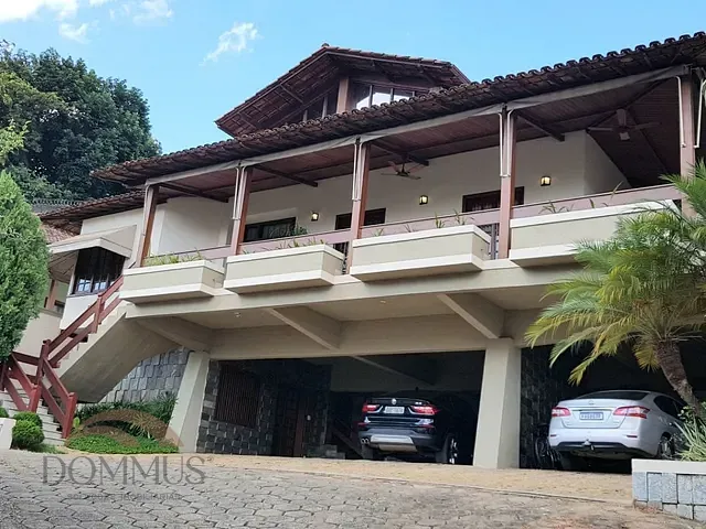 Casa com 907m² 4 quartos e 5 banheiros, à venda, no bairro Cidade Nobre em Ipatinga