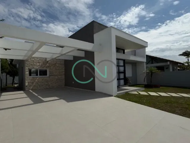 Casa com 390m² 3 quartos e 4 banheiros, à venda, no bairro Centro em Imbé