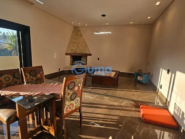 Casa com 1200m² 3 quartos e 4 banheiros, à venda, no bairro Chácaras São Conrado em Bragança Paulista