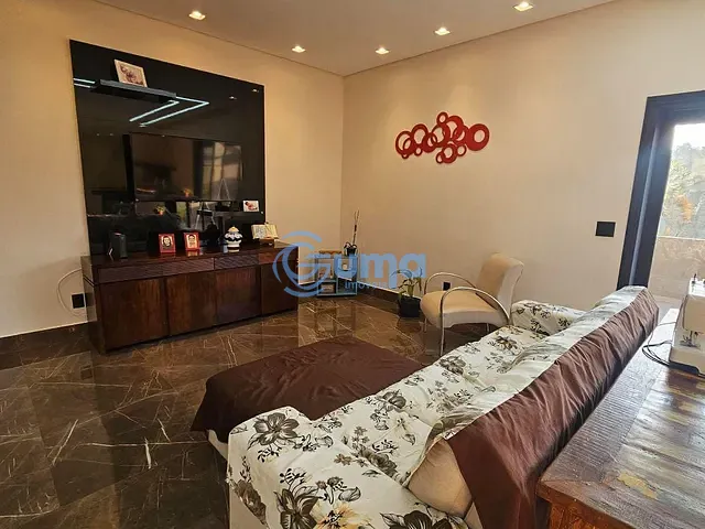 Casa com 1200m² 3 quartos e 4 banheiros, à venda, no bairro Chácaras São Conrado em Bragança Paulista