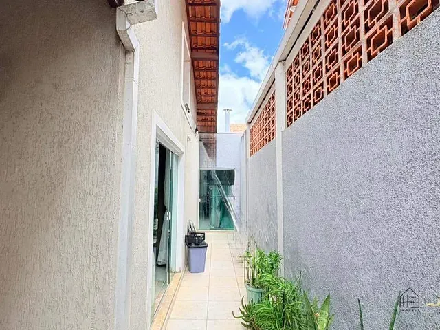 Casa 2 quartos e 3 banheiros, à venda, no bairro Tijuco Preto em Vargem Grande Paulista