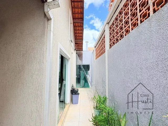 Casa 2 quartos e 3 banheiros, à venda, no bairro Tijuco Preto em Vargem Grande Paulista
