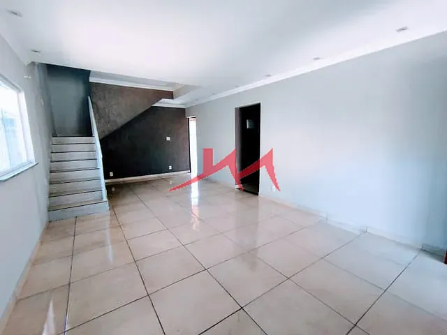 Casa com 240m² 3 quartos e 2 banheiros, à venda, no bairro Santa Isabel em São Gonçalo