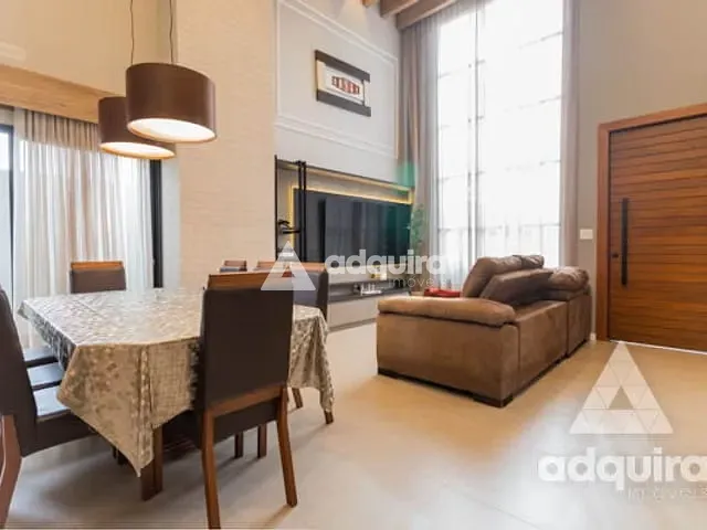 Casa com 325m² 3 quartos e 3 banheiros, à venda, no bairro Jardim Carvalho em Ponta Grossa