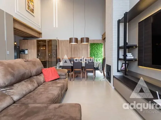 Casa com 325m² 3 quartos e 3 banheiros, à venda, no bairro Jardim Carvalho em Ponta Grossa