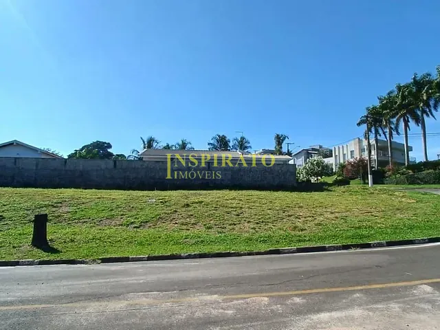 Terreno com 897m², à venda, no bairro Residencial dos Lagos em Itupeva