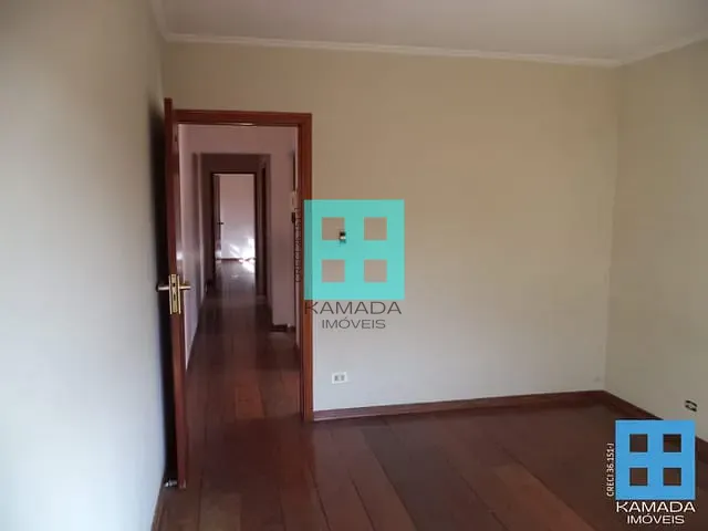 Casa com 250m² 3 quartos e 4 banheiros, à venda, no bairro Bela Vista em Osasco