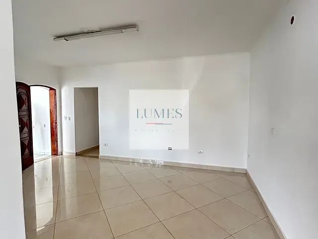 Casa à venda ou para alugar, no bairro Jardim São José em Americana