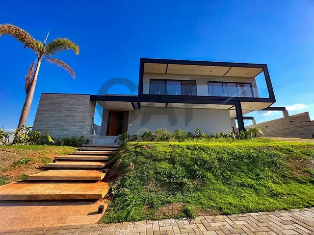 Casa com 1051m² 4 quartos e 5 banheiros, à venda, no bairro Residencial Haras Patente em Jaguariúna