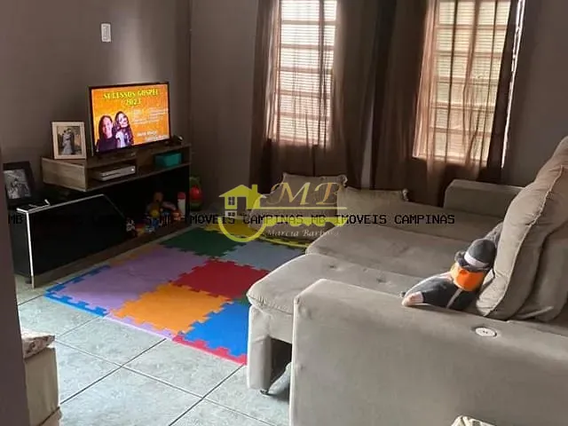 Casa com 300m² 5 quartos e 2 banheiros, à venda, no bairro Vila Aeroporto em Campinas