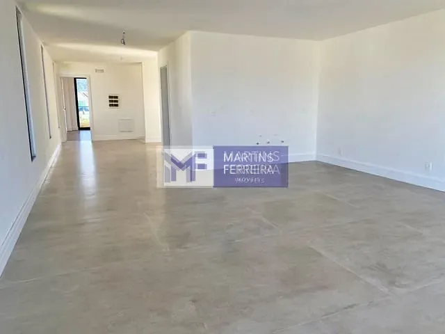 Casa com 410m² 6 quartos e 9 banheiros, à venda, no bairro Recreio dos Bandeirantes em Rio de Janeiro