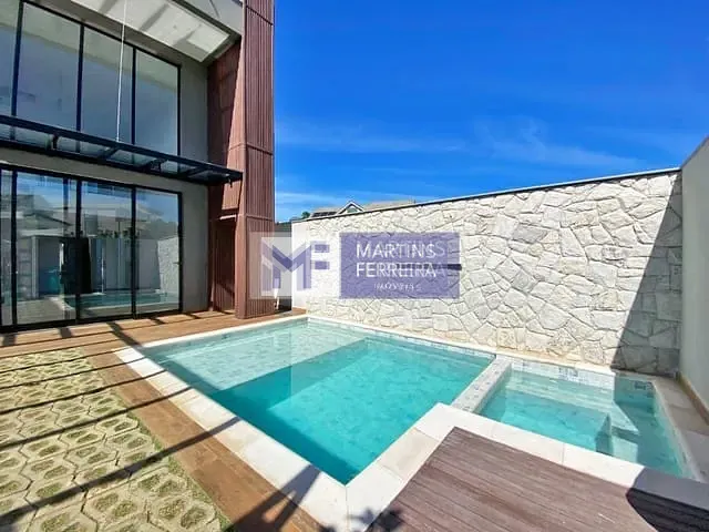 Casa com 410m² 6 quartos e 9 banheiros, à venda, no bairro Recreio dos Bandeirantes em Rio de Janeiro