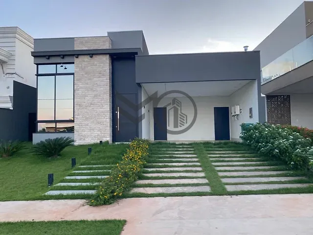 Casa com 380m² 3 quartos e 5 banheiros, à venda, no bairro Centro Sul em Várzea Grande