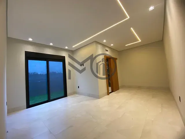 Casa com 380m² 3 quartos e 5 banheiros, à venda, no bairro Centro Sul em Várzea Grande