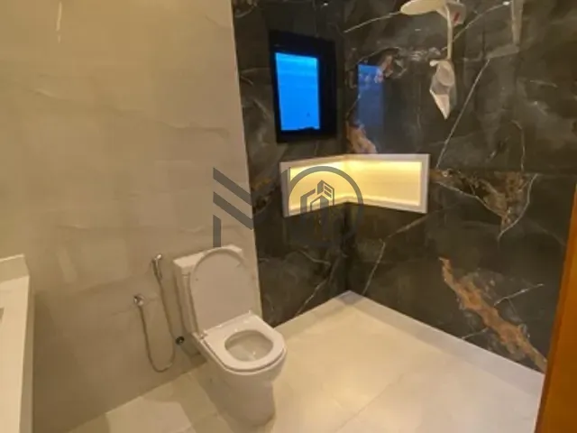 Casa com 380m² 3 quartos e 5 banheiros, à venda, no bairro Centro Sul em Várzea Grande