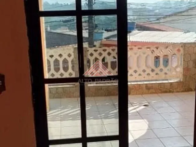 Casa com 160m² 2 quartos e 1 banheiro, à venda, no bairro Jardim Primavera em Mauá