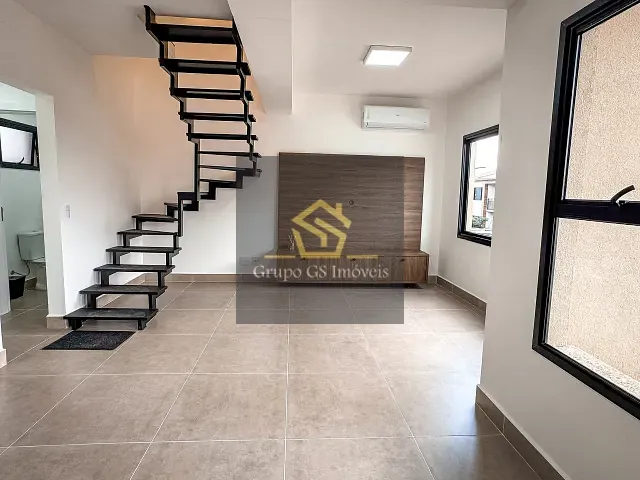 Casa 3 quartos e 3 banheiros, para alugar, no bairro Jardim Santa Helena em Valinhos