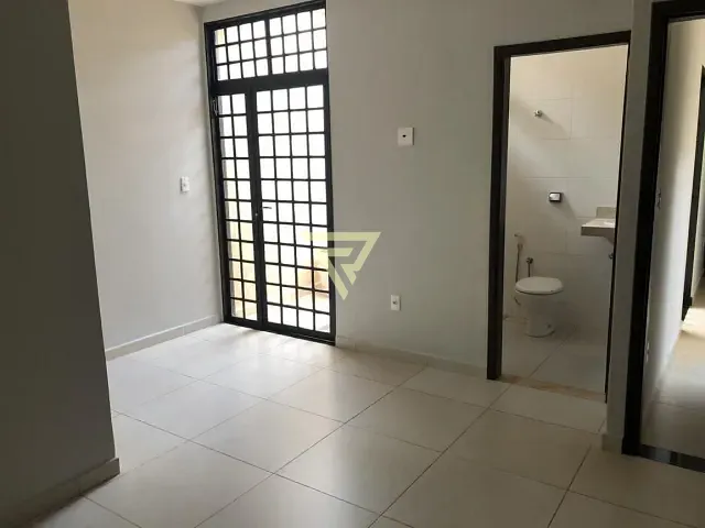 Casa com 150m² 3 quartos e 3 banheiros, à venda, no bairro Presidente Médici em Ribeirão Preto