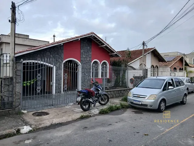Casa 4 quartos e 1 banheiro, à venda, no bairro Jardim Veneza em Volta Redonda
